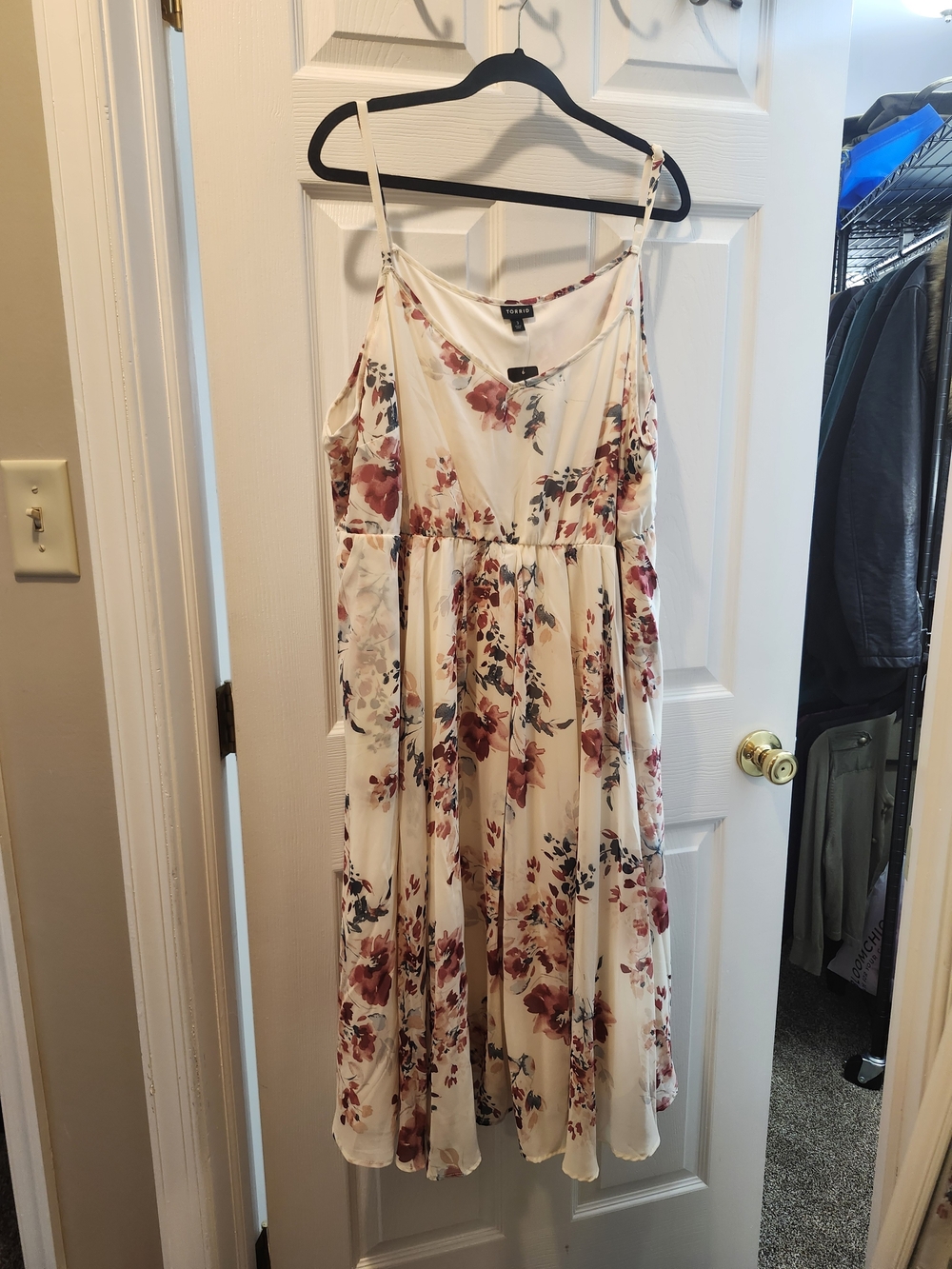 Floral Spaghetti Strap Midi Dress - Cream with Pink Floral, NWT, 3X
